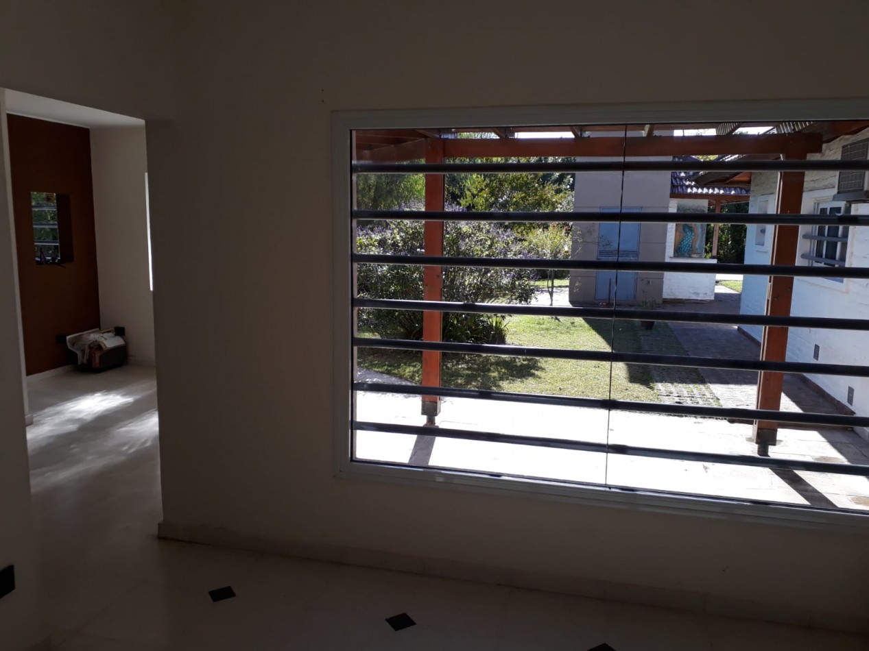 655 e/ 9 y 10 - parque sicardi - sobre esquina  1650 m2 - APTO BANCO