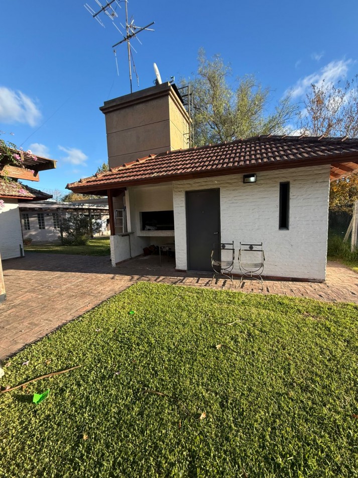 655 e/ 9 y 10 - parque sicardi - sobre esquina  1650 m2 - APTO BANCO