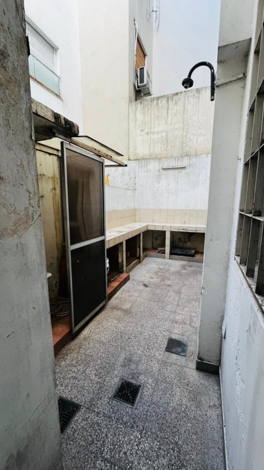 45 E/ 12 Y 13 - DEPARTAMENTO EN PLANTA BAJA AL FRENTE - CENTRO LA PLATA 