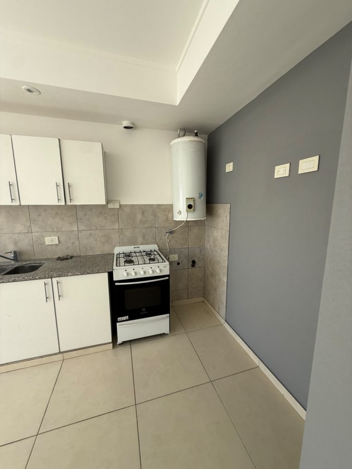 135 e/ 39 y 40 - duplex en venta con jardin - a estrenar