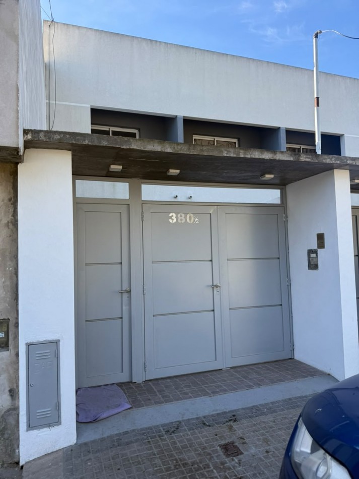 135 e/ 39 y 40 - duplex en venta con jardin - a estrenar