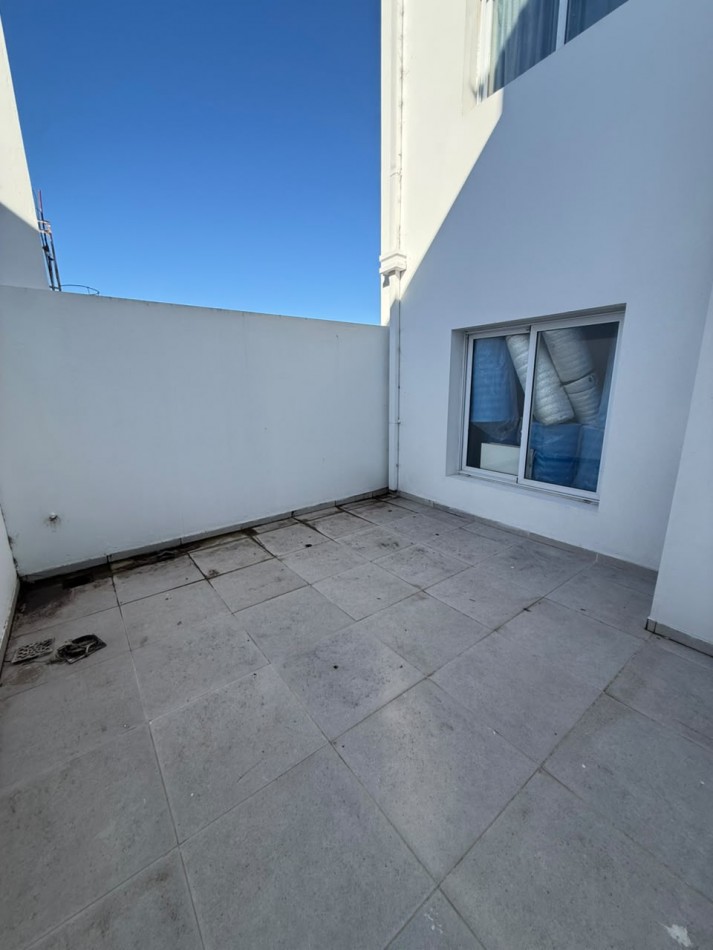 av 137 esq 42 - departamentos de 100 M2- muy modernos 