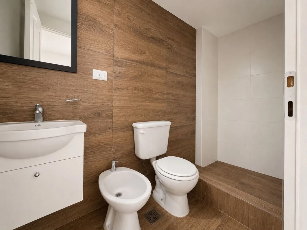 DEPARTAMENTO EN POZO - 63 E/ 11 Y 12