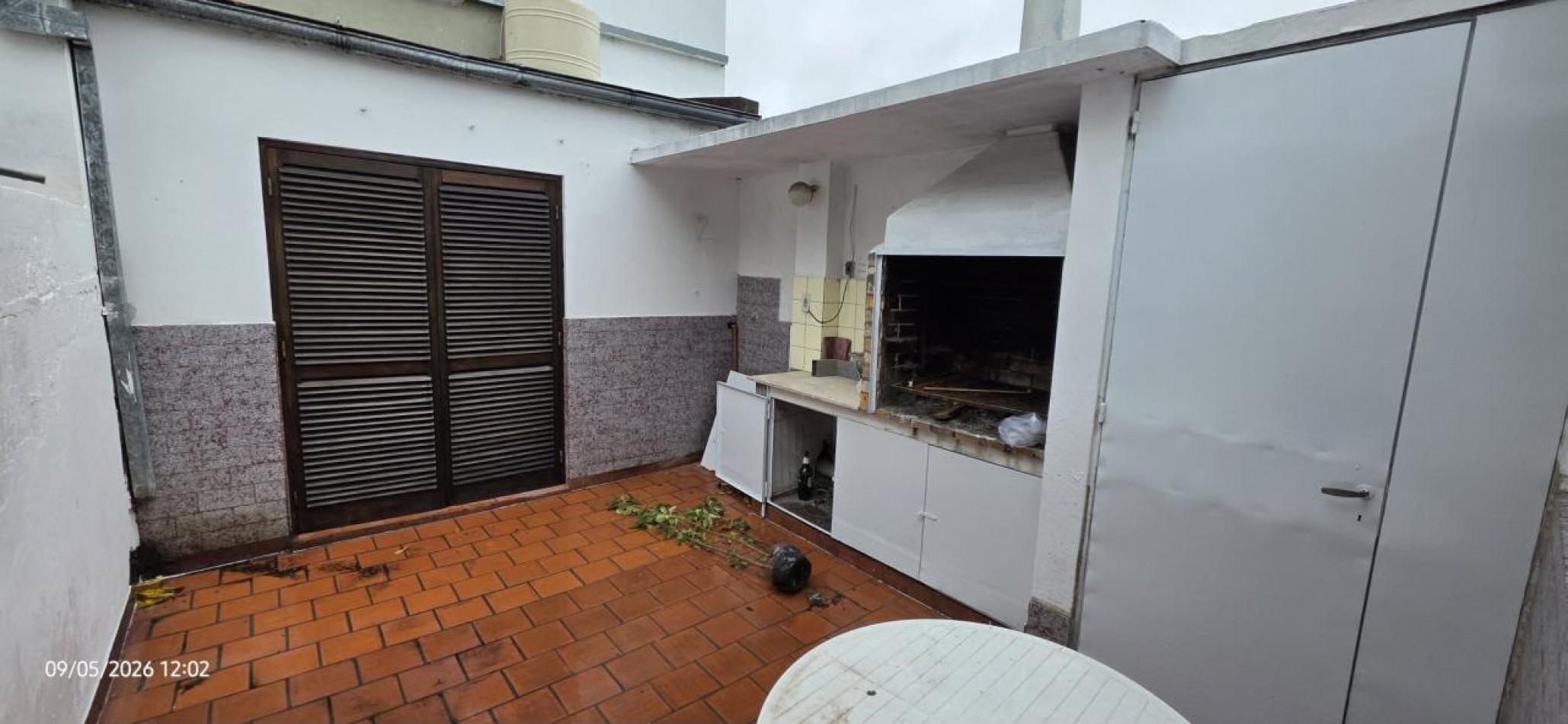 41 E/ 18 Y 19 - CASA EN ALQUILER EN PLANTA ALTA - 3 DORM BARRIO LA LOMA