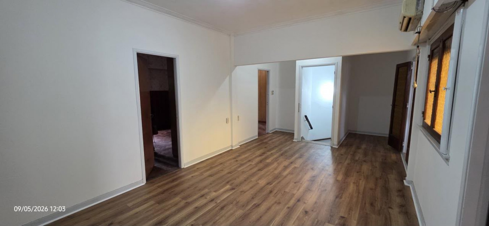 41 E/ 18 Y 19 - CASA EN ALQUILER EN PLANTA ALTA - 3 DORM BARRIO LA LOMA