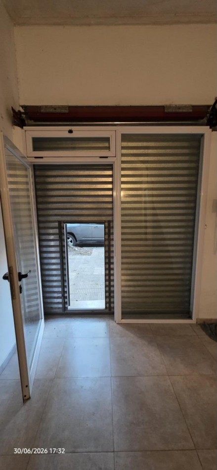 LOCAL COMERCIAL - 41 E/ 18 Y 19 - 