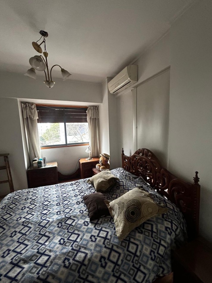 59 E/ 12 Y 13 - 2 DORMITORIOS - BALCON -COCHERA - CON MUEBLES