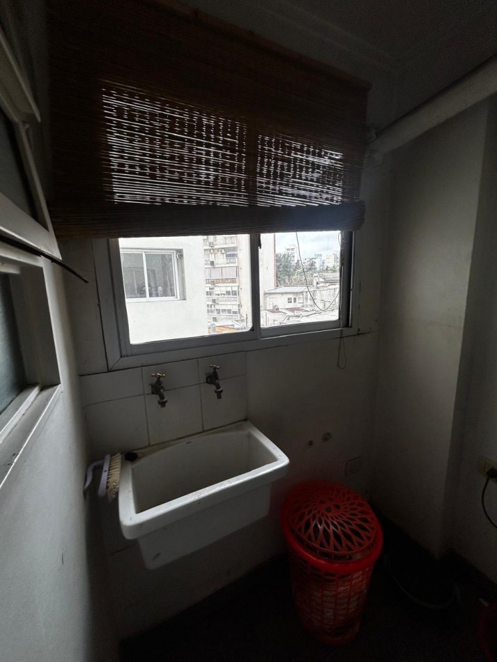 59 E/ 12 Y 13 - 2 DORMITORIOS - BALCON -COCHERA - CON MUEBLES
