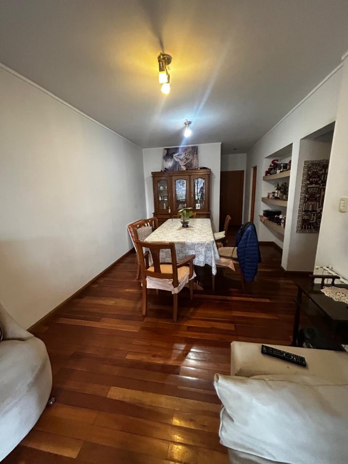 59 E/ 12 Y 13 - 2 DORMITORIOS - BALCON -COCHERA - CON MUEBLES
