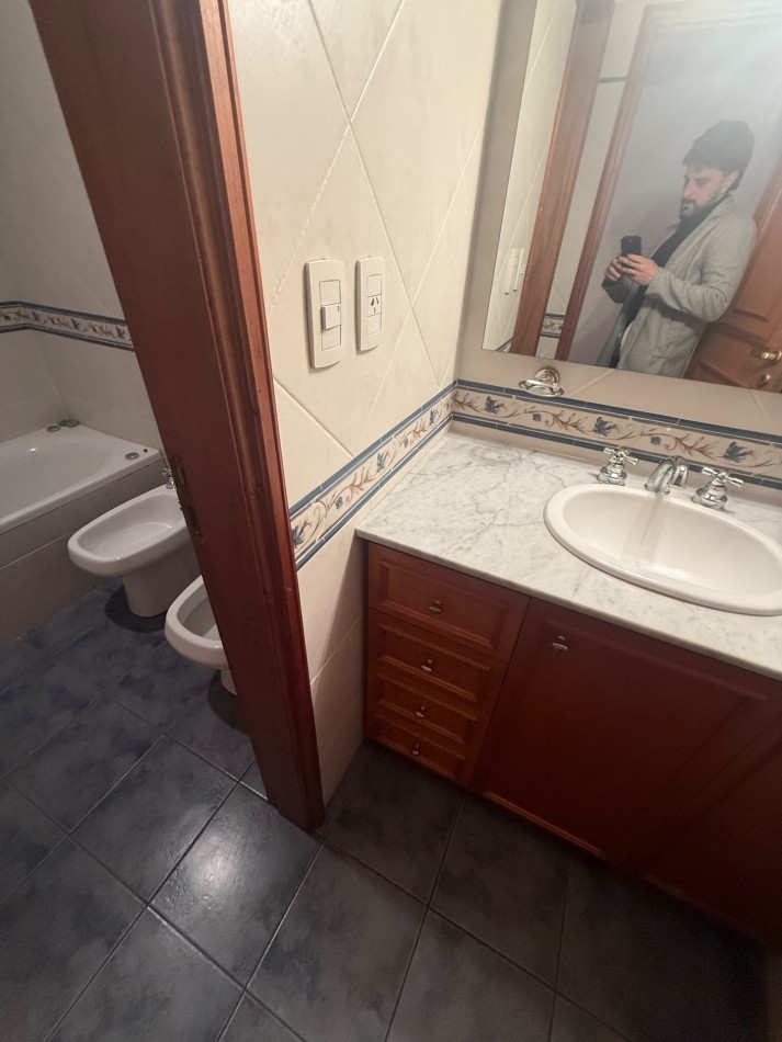 Alquier plaza Paso ( 13 y 44 ) - 3 Dorm con cochera 