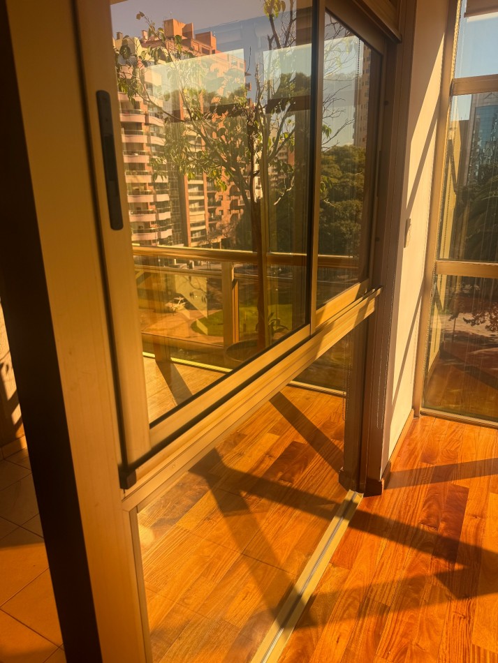 Alquier plaza Paso ( 13 y 44 ) - 3 Dorm con cochera 