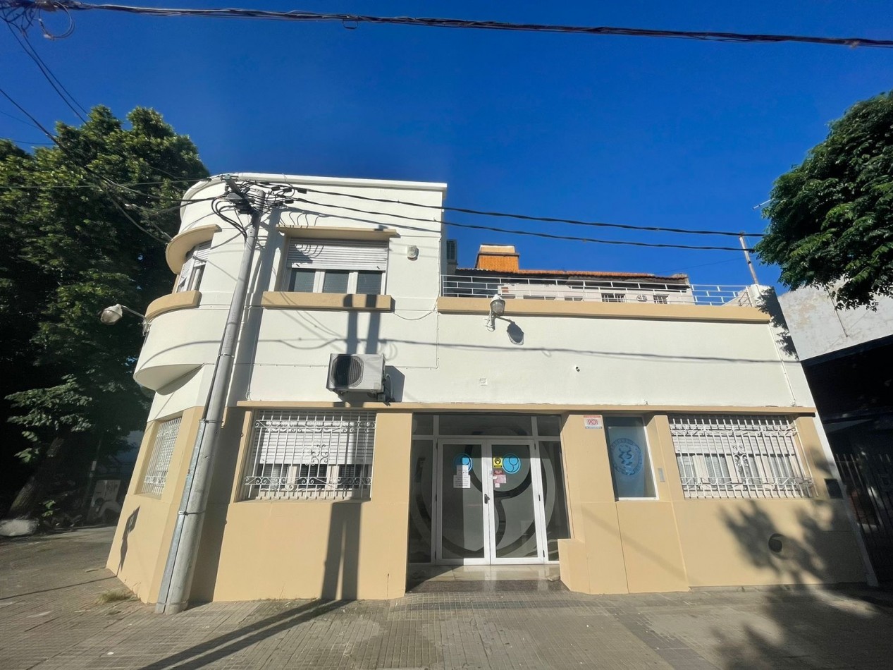 3 esq 65 - Venta casa / consultorio / empresas 