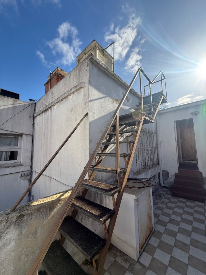 3 esq 65 - Venta casa / consultorio / empresas 