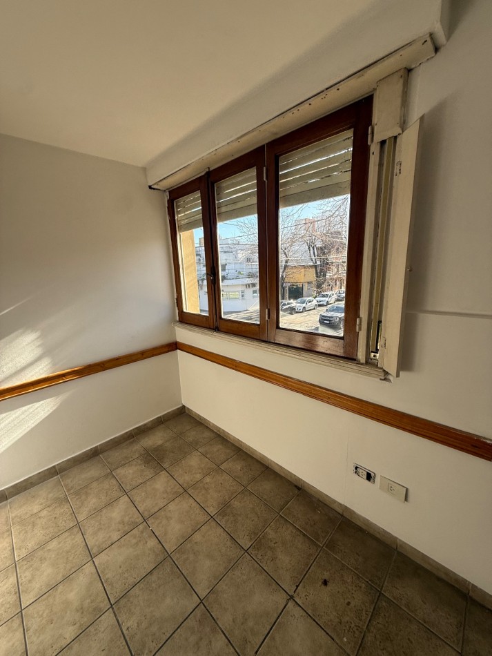 3 esq 65 - Venta casa / consultorio / empresas 