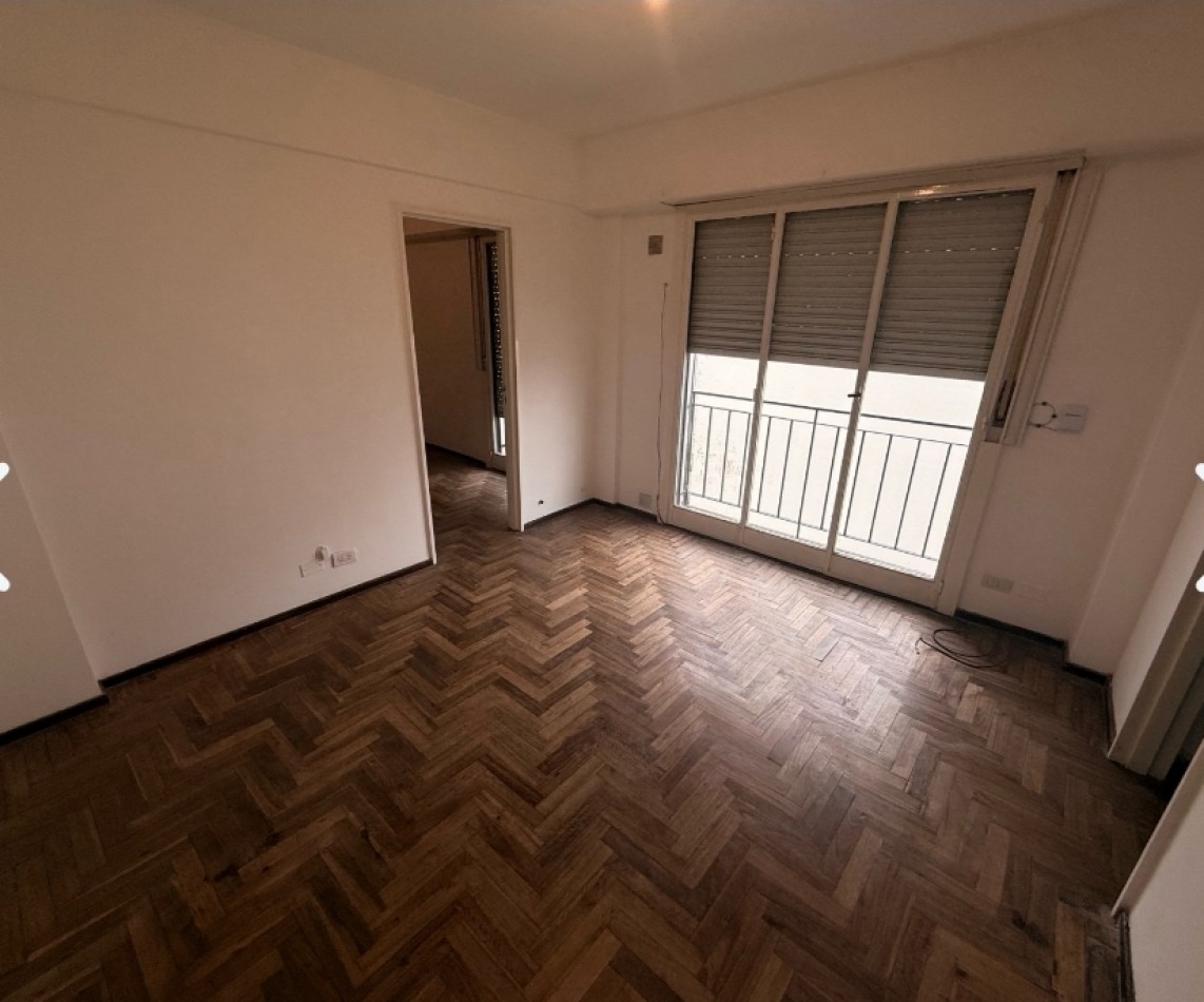 EXCELENTE DEPARTAMENTO EN ALQUILER AL FRENTE 