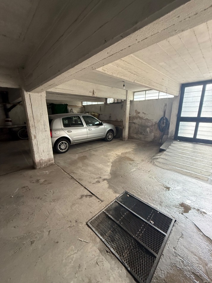 14 e/ 63 y 64 - 2 Dorm - 2 patios - cochera cubierta 