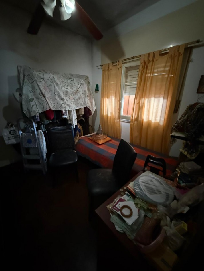 AV32 E/ 2 Y 3 - PH INTERNO AL FONDO - DOS DORMITORIOS Y PATIO