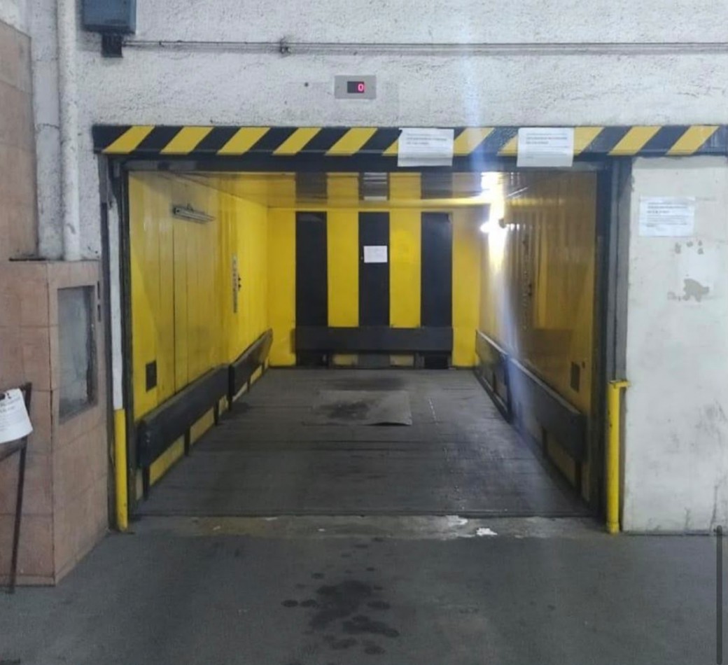 49 entre 8 y 9 - COCHERA ESTACIONAMIENTO GALIA
