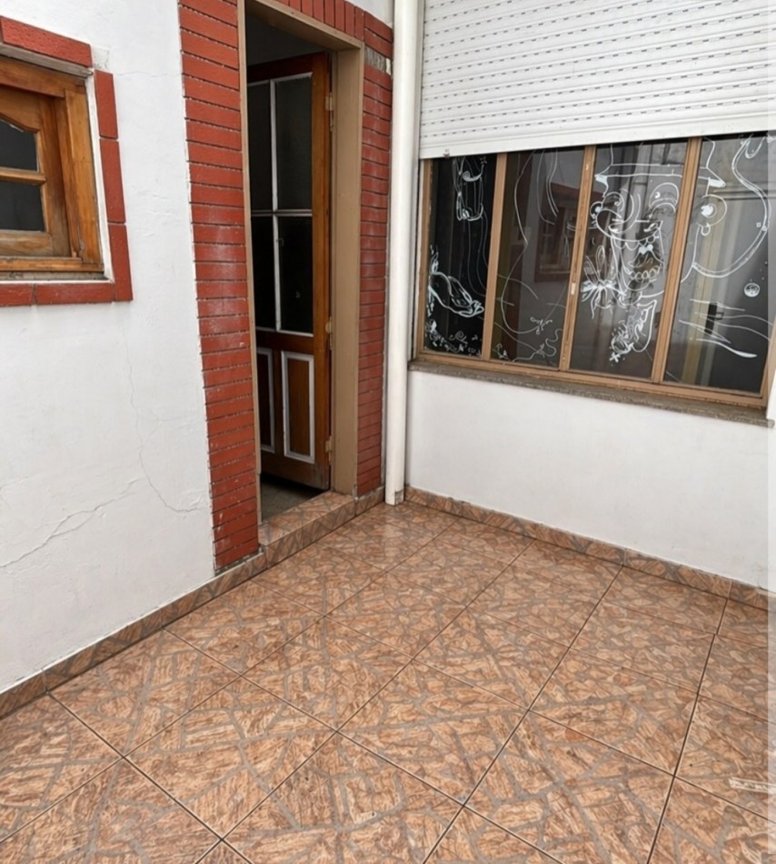 CASA EN VENTA 62 E 1 Y 115 