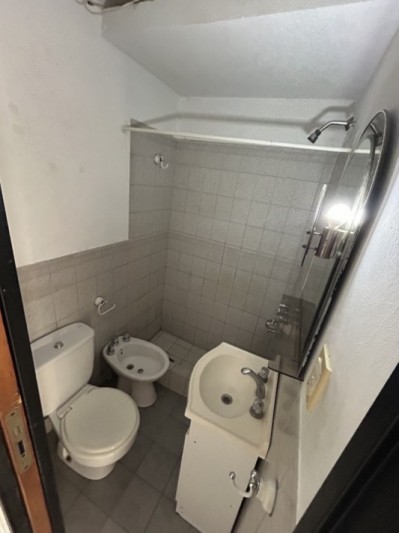 23 ESQ 61 -  DEPARTAMENTO DE 1 DORMITORIO EN ALQUILER  - SIN EXPENSAS 