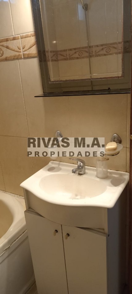 61 E/ 2 Y 3 - 2 DORM CON COCHERA CUBIERTA- ALQUILER - LA PLATA 