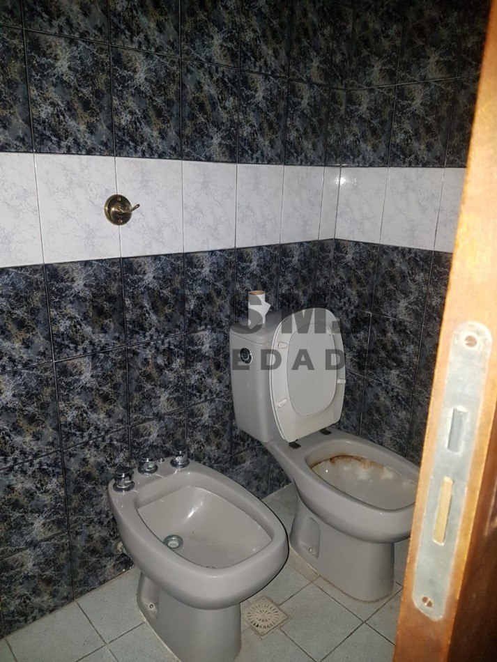 DEPARTAMENTO DE 3 DORMITORIOS - PLANTA ALTA - NO PAGA EXPENSAS 