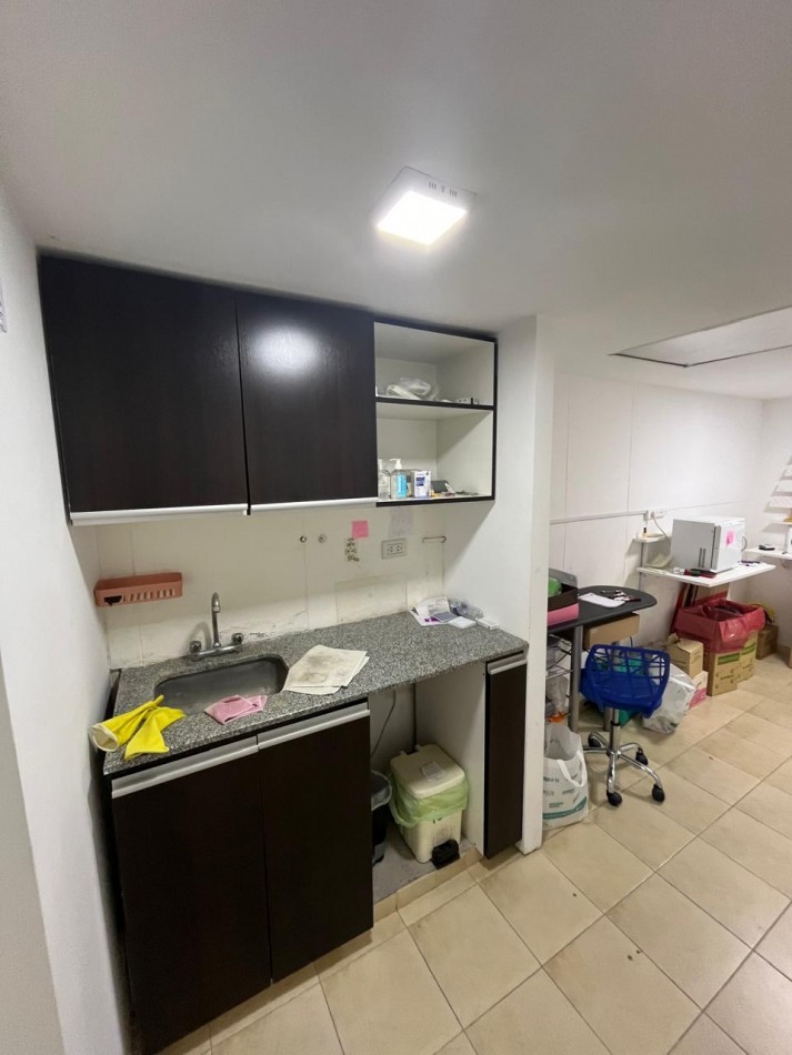 47 E/ 24 Y 25 - LOCAL - CONSULTORIO - LA PLATA - ZONA PARQUE SAN MARTIN