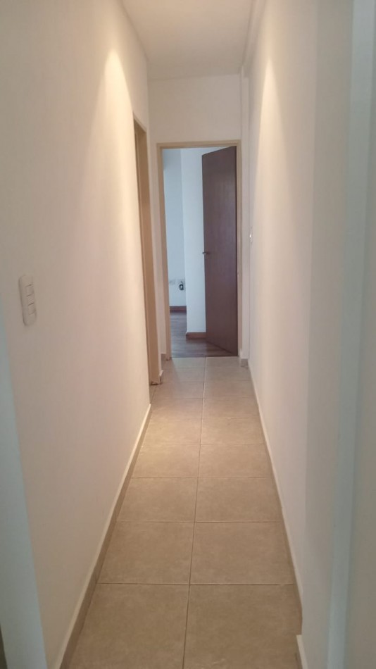 58 E/ 20 Y 21 -  ALQUILER  DEPTO PLANTA BAJA - 1 DORM PATIO