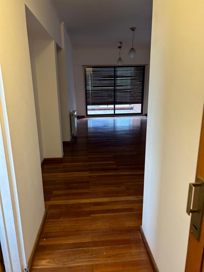59 E/ 12 Y 13 - 2 DORMITORIOS - BALCON -COCHERA 