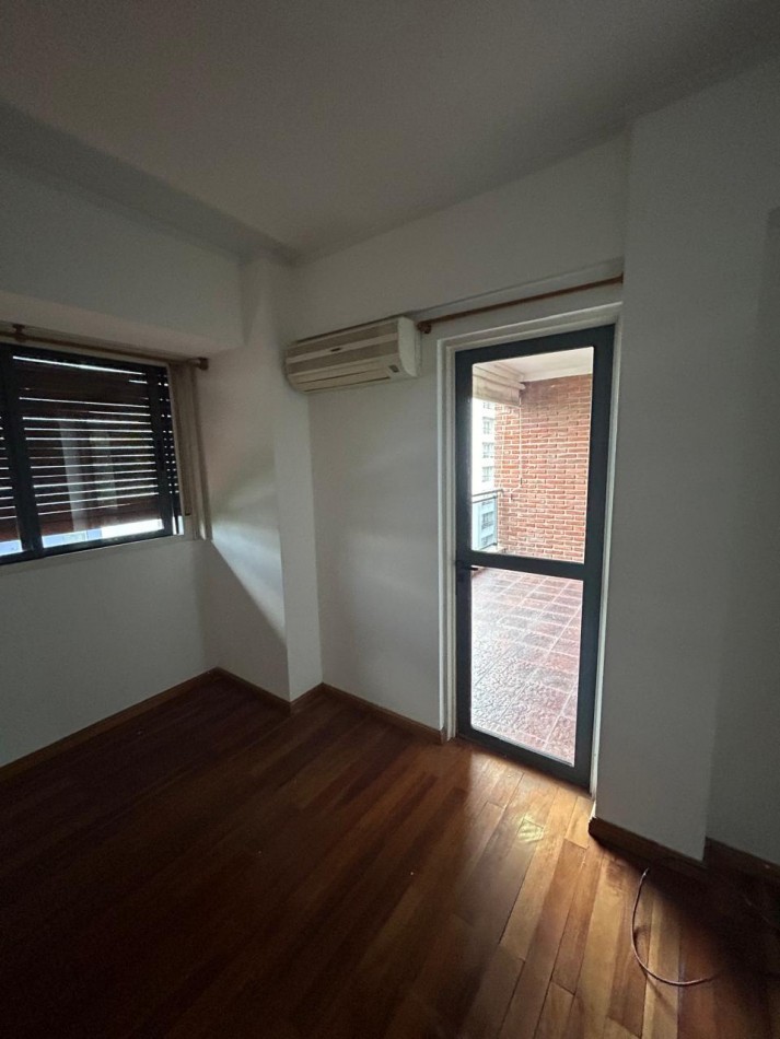 59 E/ 12 Y 13 - 2 DORMITORIOS - BALCON -COCHERA 