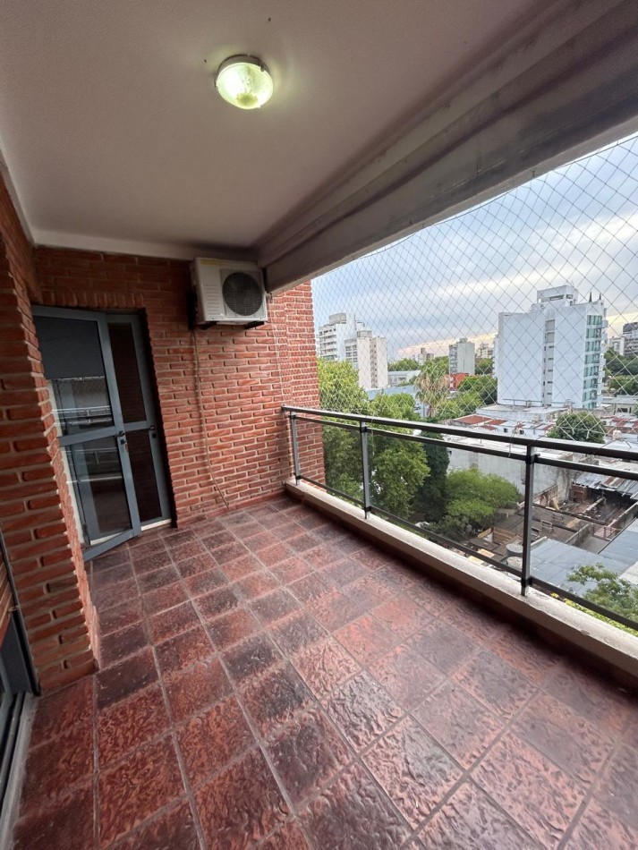 59 E/ 12 Y 13 - 2 DORMITORIOS - BALCON -COCHERA 