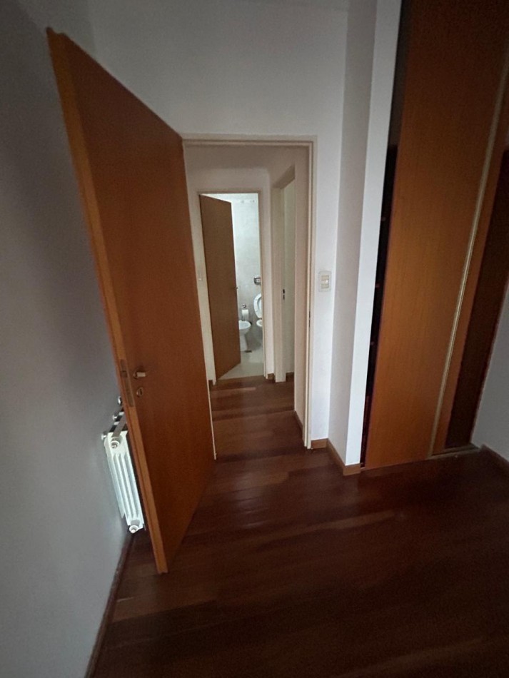59 E/ 12 Y 13 - 2 DORMITORIOS - BALCON -COCHERA 