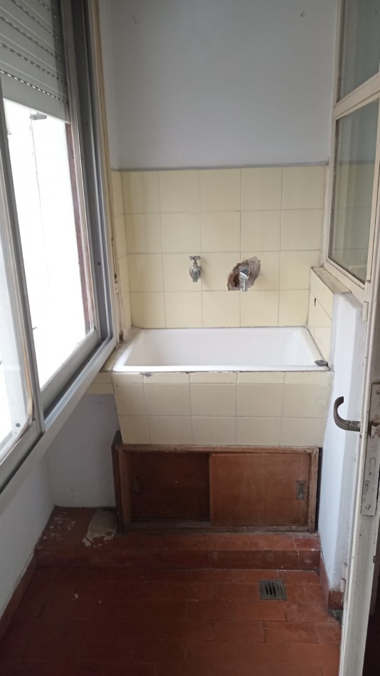 54 e/ 2 y 3 - DEPARTAMENTO EN 3 DORMITORIOS - EN VENTA 