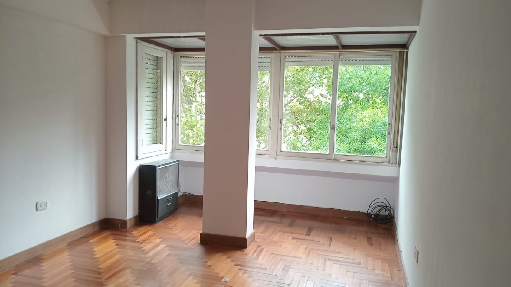54 e/ 2 y 3 - DEPARTAMENTO EN 3 DORMITORIOS - EN VENTA 