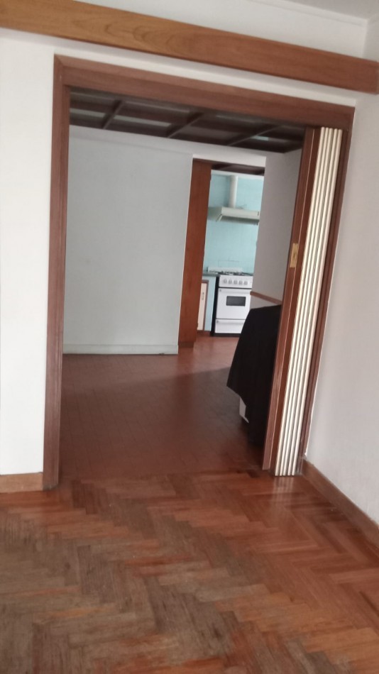 54 e/ 2 y 3 - DEPARTAMENTO EN 3 DORMITORIOS - EN VENTA 