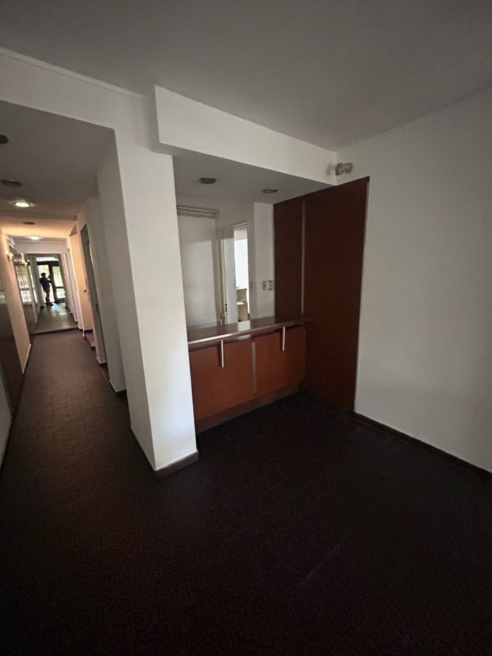 54 e/ 2 y 3 - DEPARTAMENTO EN 3 DORMITORIOS - EN VENTA 