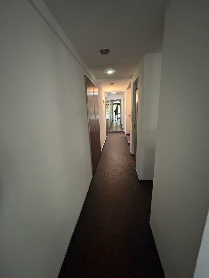 54 e/ 2 y 3 - DEPARTAMENTO EN 3 DORMITORIOS - EN VENTA 