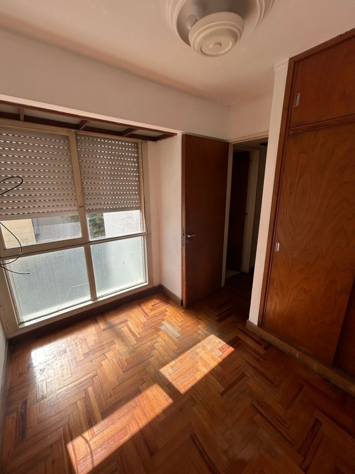54 e/ 2 y 3 - DEPARTAMENTO EN 3 DORMITORIOS - EN VENTA 
