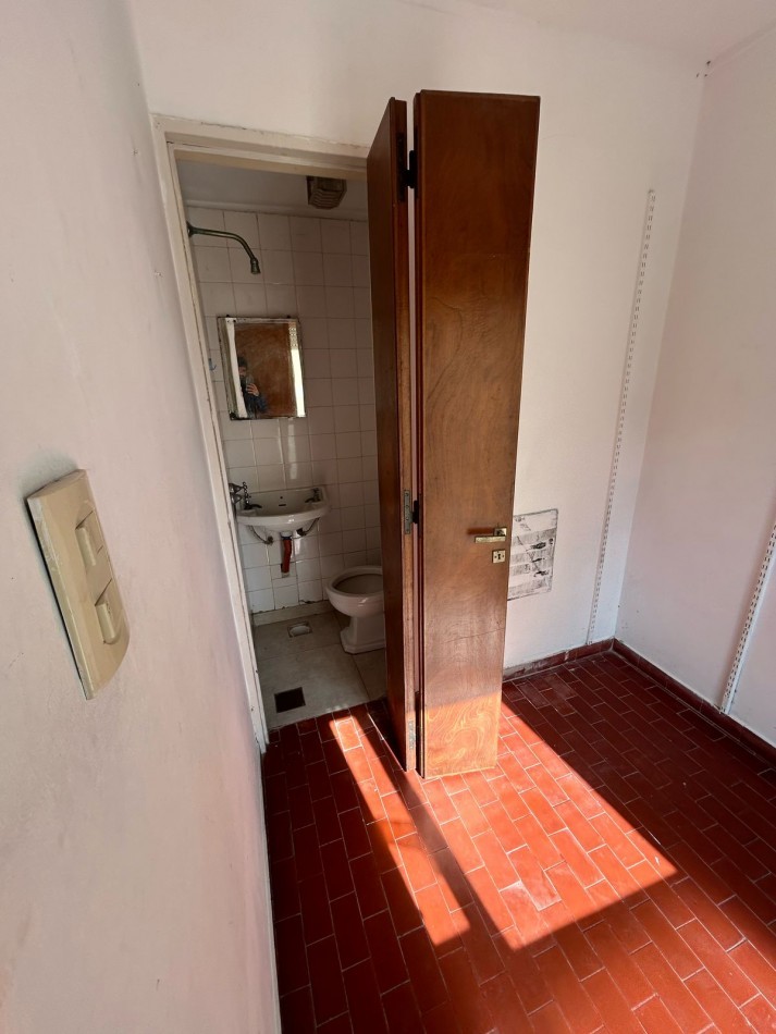 54 e/ 2 y 3 - DEPARTAMENTO EN 3 DORMITORIOS - EN VENTA 