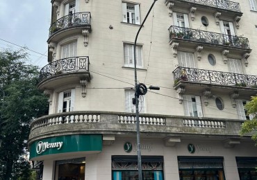 48 Esq. 9 - 1 Dorm y living comedor- La Plata Centro