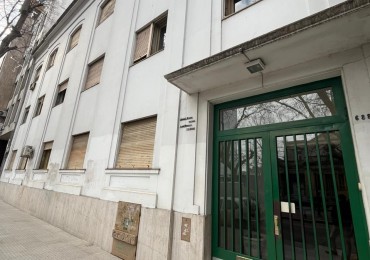 AV 53 E/ 8 Y 9 - DEPTO 2 DORM - APTO BANCO - ZONA INMEJORABLE DE LA CIUDAD