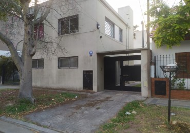 4 Y 521 - DUPLEX EN ALQUILER TOLOSA- PATIO Y ENTRADA DE AUTO