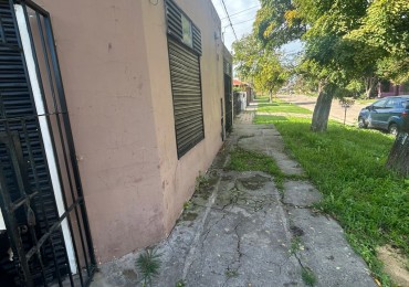 144 ESQ 55- VENTA LOTE CON TRES LOCALES - 10 X 20