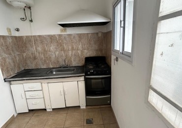 1 e/ 67 y 68 - 1 dorm con patio - zonz Hospital San Martin