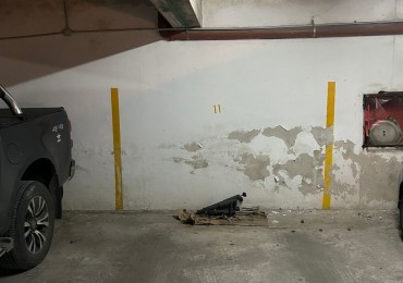 43 e/ 15 y 16 - venta cochera 