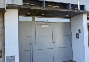 135 e/ 39 y 40 - duplex en venta con jardin - a estrenar