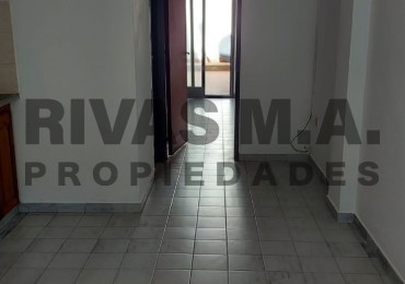 3 e/ 51 y 53 -DEPARTAMENTO DE  1 DORMITORIO CON PATIO EXCELENTE ZONA